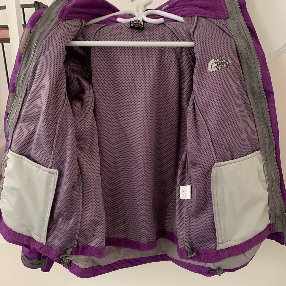 North face 3-1 winter coat - Picture 4 of 10